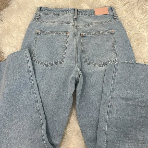 ZARA Women's Straight/Mom Jeans - Picture 4 of 5